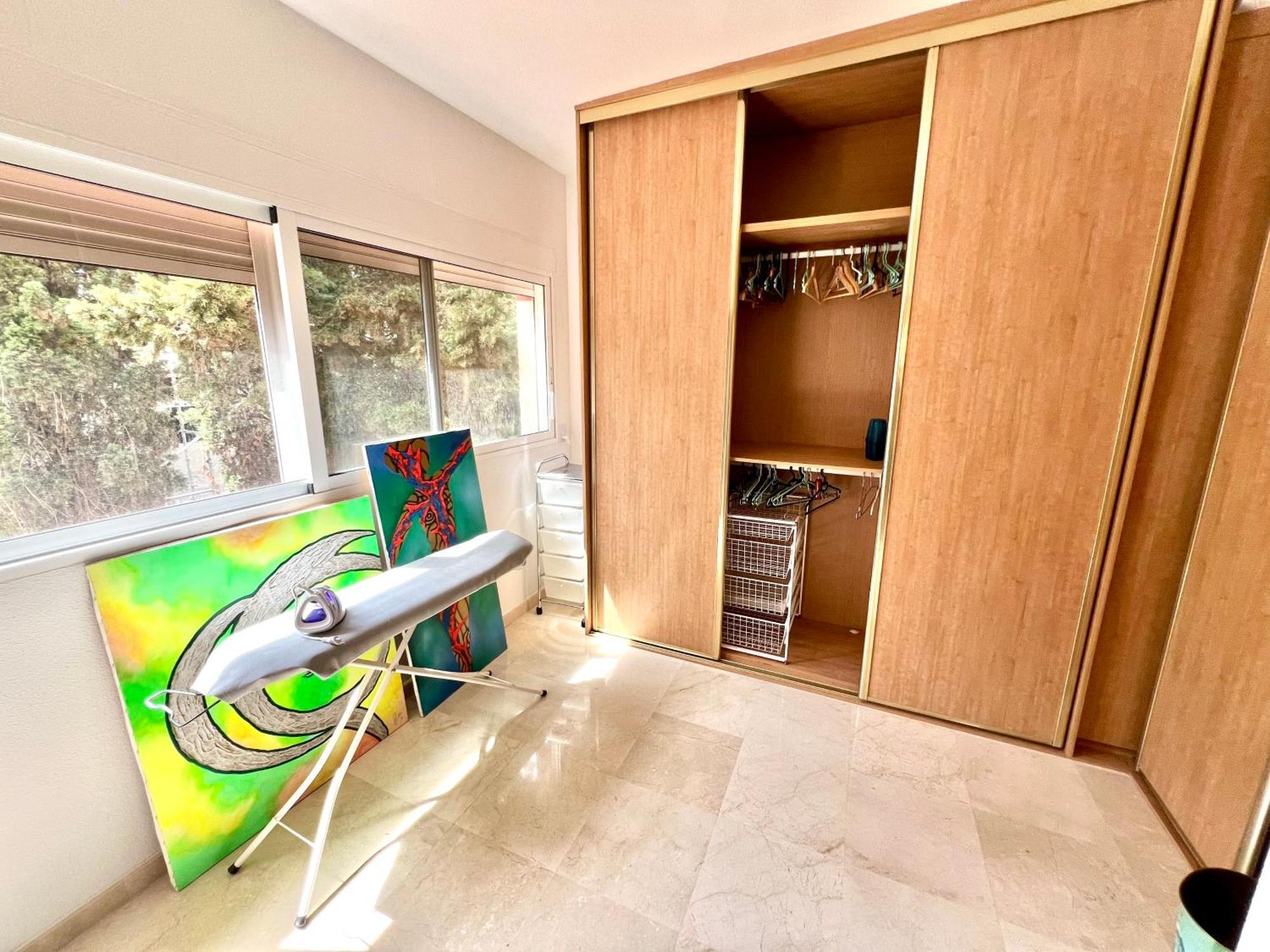 Beachside 4-Bedroom With Pool 阿利坎特 外观 照片
