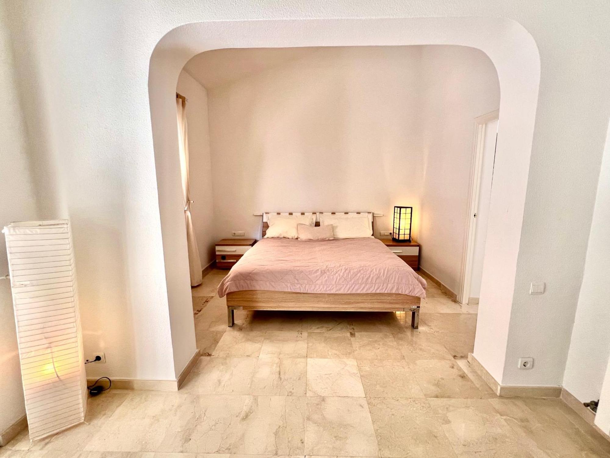 Beachside 4-Bedroom With Pool 阿利坎特 外观 照片