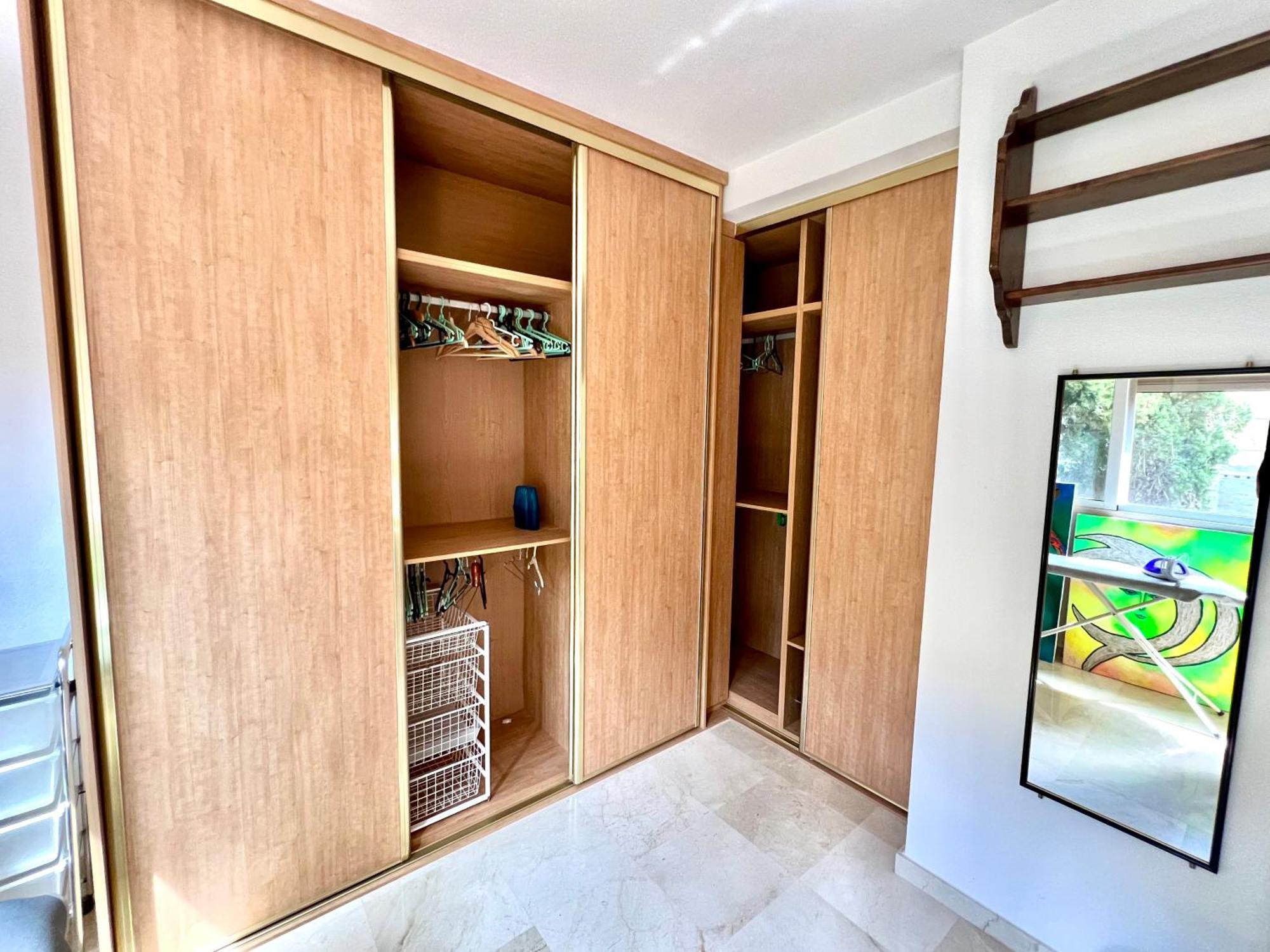 Beachside 4-Bedroom With Pool 阿利坎特 外观 照片